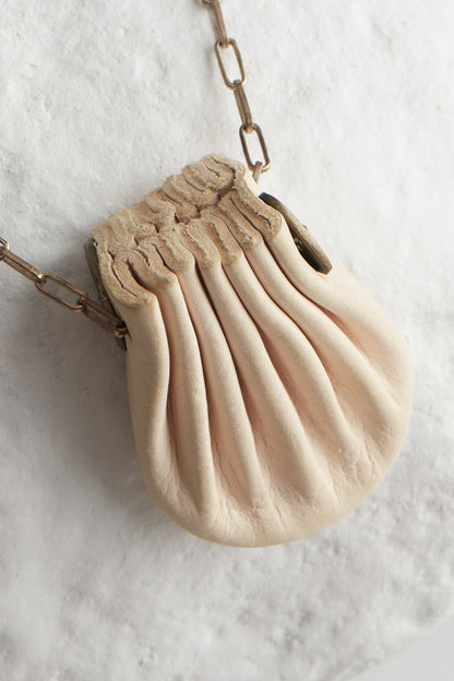 MINI SHELL POUCH NECKLACE